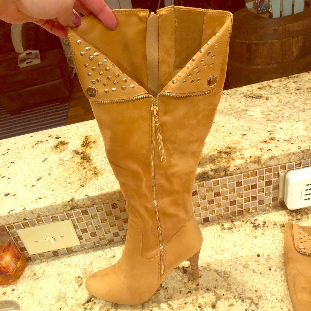 Nude and Gold Italina Boot